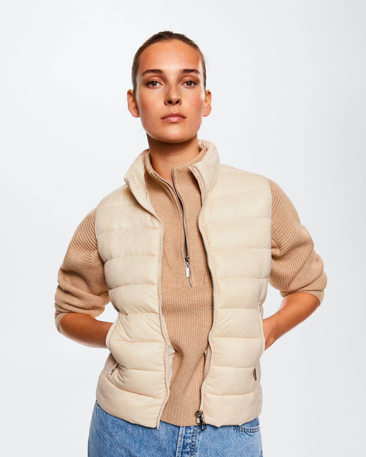 Ultra-light quilted gilet - Image 2